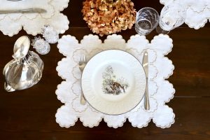 Mantel individual lino doble festón ondas neutro